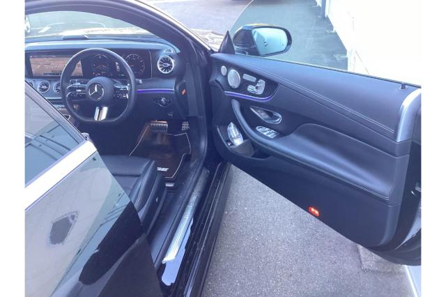 E200 クーペ スポーツ レザーパッケージ