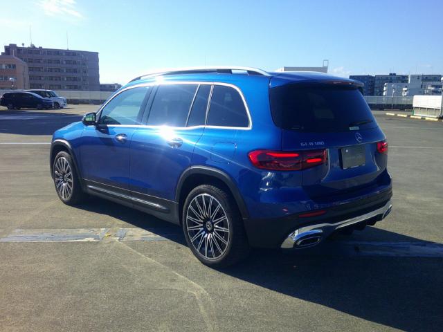 GLB180 AMGラインパッケージ・AMGレザーエクスクルーシブパッケージ・アドバンスドパッケージ