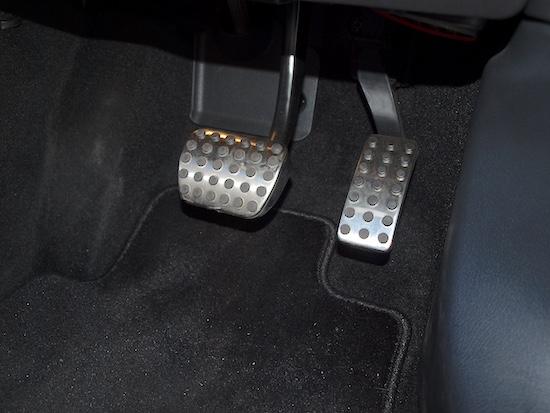 GLB180 AMGラインパッケージ・AMGレザーエクスクルーシブパッケージ