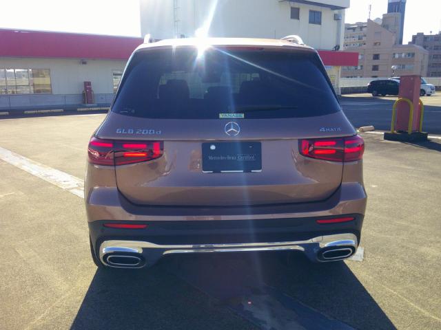 GLB200 d 4MATIC AMGラインパッケージ