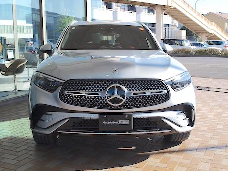 GLC220 d 4MATIC AMGラインパッケージ・AMGレザーエクスクルーシブパッケージ・ドライバーズパッケージ
