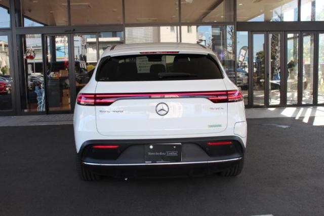 EQC400 4MATIC AMGラインパッケージ・レザーエクスクルーシブパッケージ
