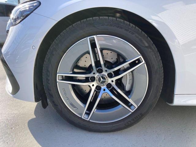 E220 d ステーションワゴン アバンギャルド AMGラインパッケージ・レザーエクスクルーシブパッケージ・アドバンスドパッケージ・デジタルインテリアパッケージ