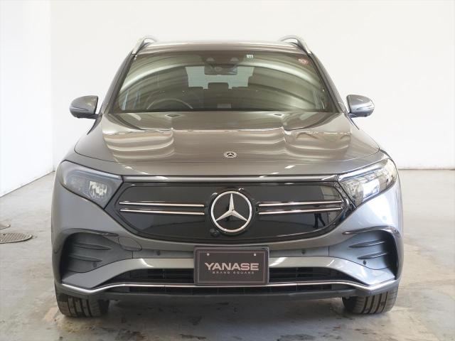 EQB350 4MATIC AMGラインパッケージ