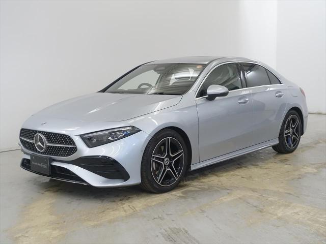 A180 セダン AMGラインパッケージ・ナビゲーションパッケージ