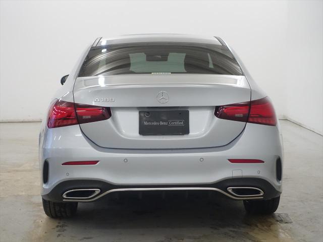 A180 セダン AMGラインパッケージ・ナビゲーションパッケージ