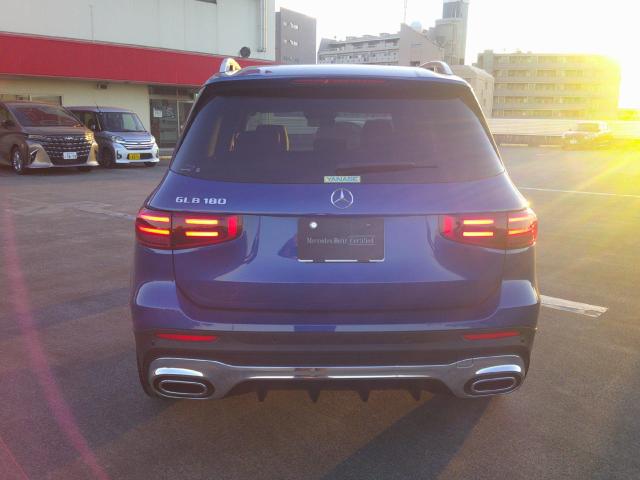 GLB180 AMGラインパッケージ