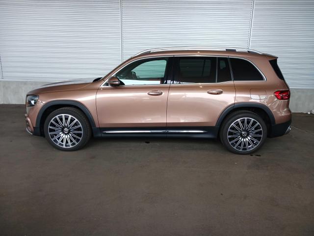 GLB180 AMGラインパッケージ・AMGレザーエクスクルーシブパッケージ・アドバンスドパッケージ