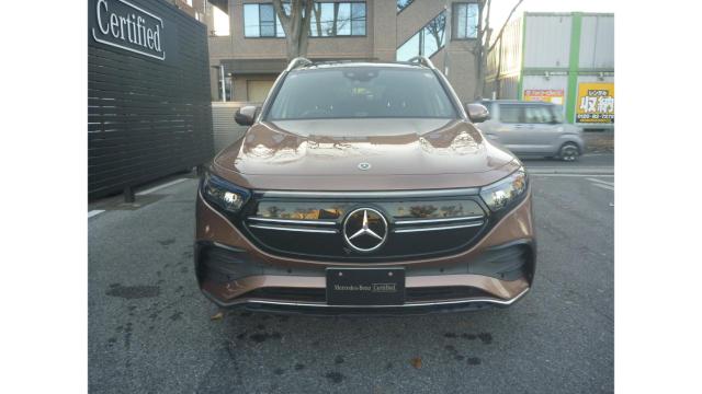 EQB350 4MATIC AMGラインパッケージ