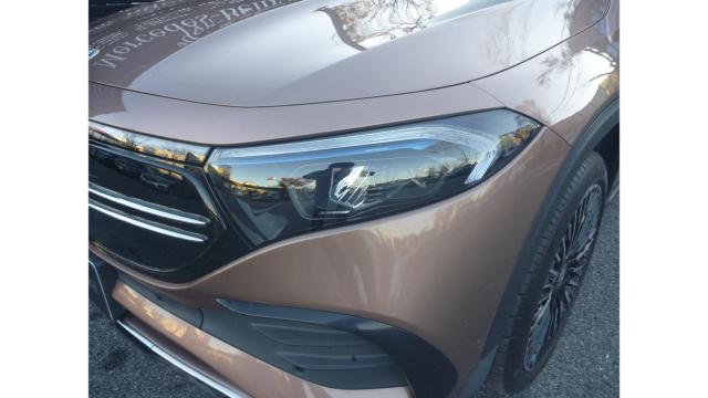 EQB350 4MATIC AMGラインパッケージ