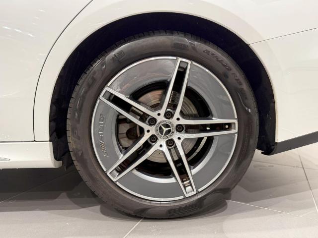 E220 d ステーションワゴン アバンギャルド AMGラインパッケージ・レザーエクスクルーシブパッケージ・アドバンスドパッケージ・デジタルインテリアパッケージ