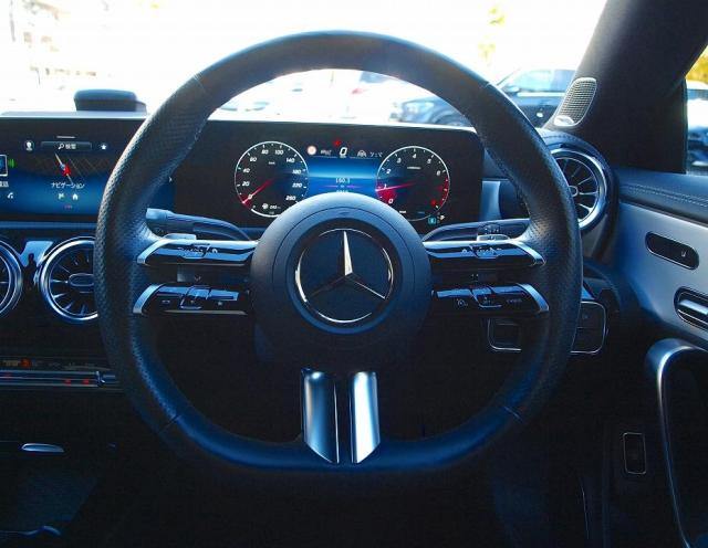 CLA180 AMGラインパッケージ・AMGレザーエクスクルーシブパッケージ・アドバンスドパッケージ