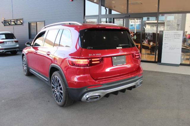 GLB180 AMGラインパッケージ・AMGレザーエクスクルーシブパッケージ・アドバンスドパッケージ