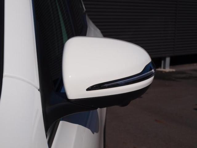 メルセデス‐AMG GLB35 4MATIC アドバンスドパッケージ