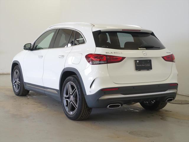 GLA200 d 4MATIC AMGラインパッケージ