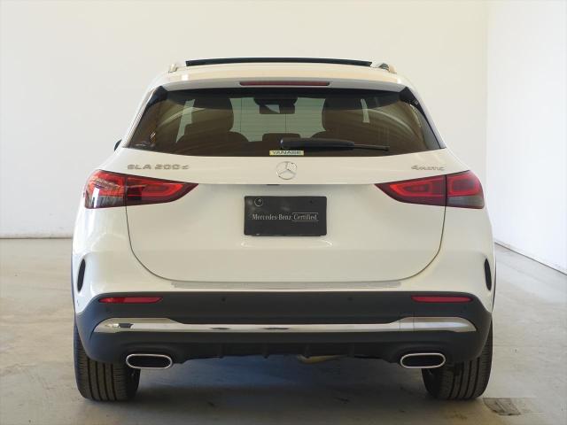 GLA200 d 4MATIC AMGライン アドバンスドパッケージ・ナビゲーションパッケージ