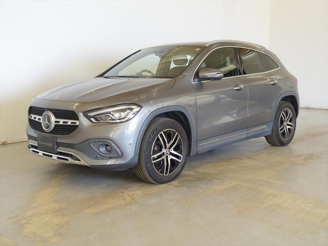 GLA200 d 4MATIC ナビゲーションパッケージ