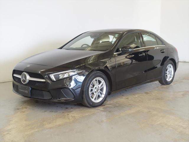 A180 セダン レーダーセーフティパッケージ・ナビゲーションパッケージ