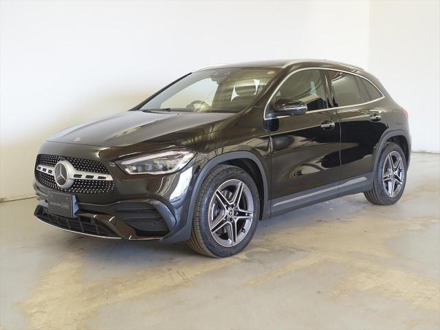 GLA200 d 4MATIC AMGラインパッケージ