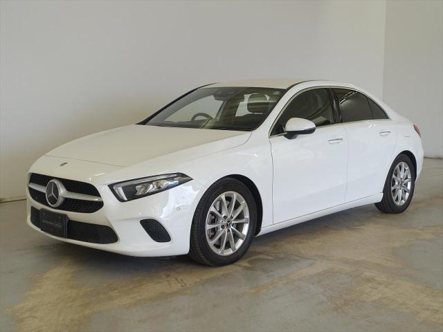 A250 4MATIC セダン レザーエクスクルーシブパッケージ