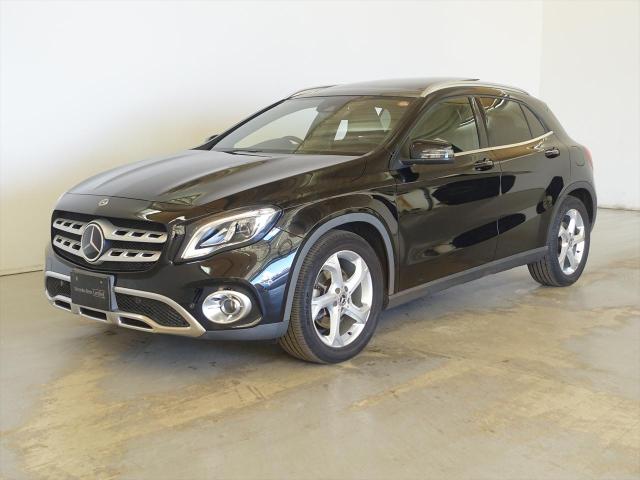 GLA220 4MATIC レーダーセーフティパッケージ・プレミアムパッケージ