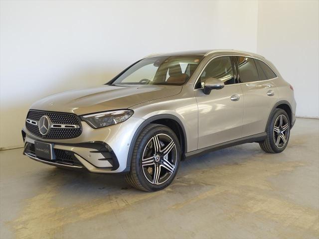 GLC220 d 4MATIC AMGラインパッケージ・AMGレザーエクスクルーシブパッケージ・ドライバーズパッケージ