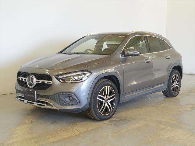 GLA200 d 4MATIC ナビゲーションパッケージ