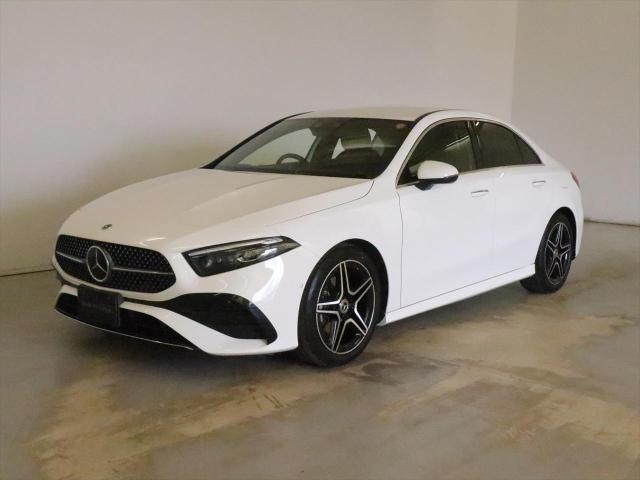 A200 d セダン AMGラインパッケージ