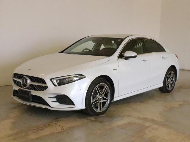 A250 e セダン AMGレザーエクスクルーシブパッケージ・アドバンスドパッケージ・ナビゲーションパッケージ