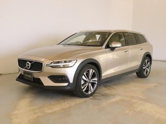 V60 クロスカントリー アルティメット B5