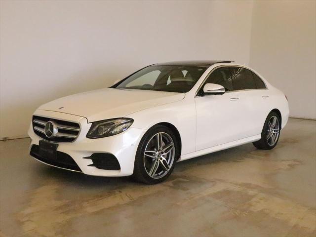 E200 アバンギャルド スポーツ レザーエクスクルーシブパッケージ