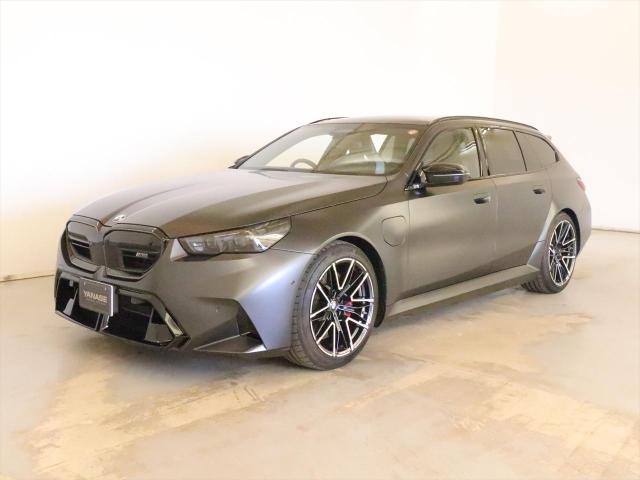 M5 ツーリング ベースグレード