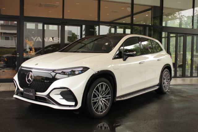 EQS450 4MATIC SUV AMGラインパッケージ・ショーファーパッケージ・ナイトパッケージ・デジタルインテリアパッケージ