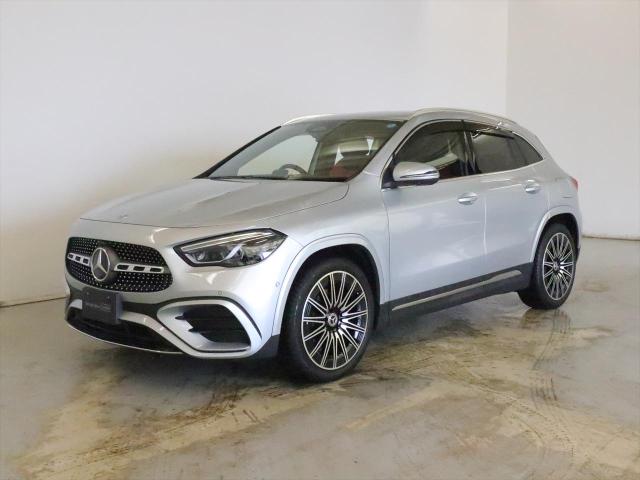 GLA200 d 4MATIC AMGラインパッケージ・AMGレザーエクスクルーシブパッケージ