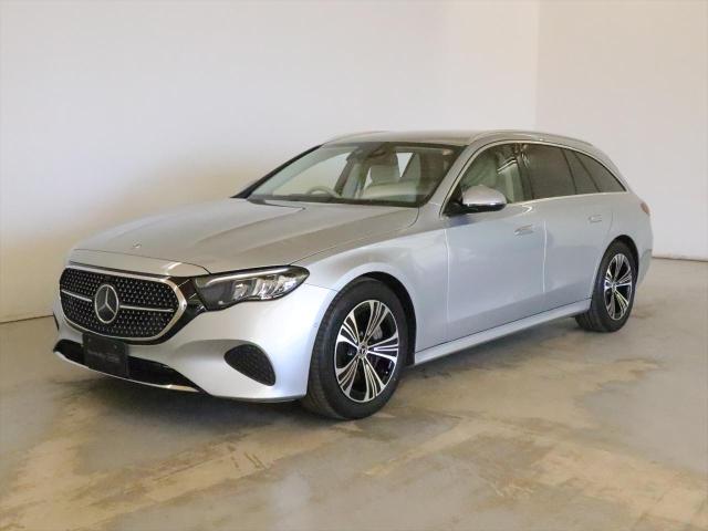 E220 d ステーションワゴン アバンギャルド