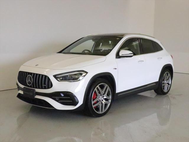 メルセデス‐AMG GLA45 S 4MATIC+ AMGパフォーマンスパッケージ・AMGアドバンスドパッケージ