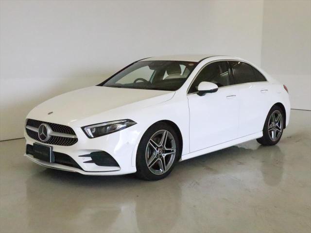 A180 スタイル セダン AMGライン レザーエクスクルーシブパッケージ・レーダーセーフティパッケージ・アドバンスドパッケージ・ナビゲーションパッケージ