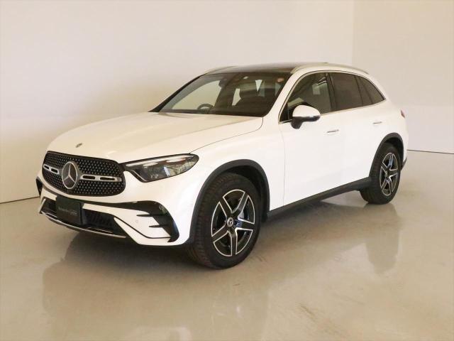 GLC220 d 4MATIC AMGラインパッケージ・AMGレザーエクスクルーシブパッケージ・ドライバーズパッケージ