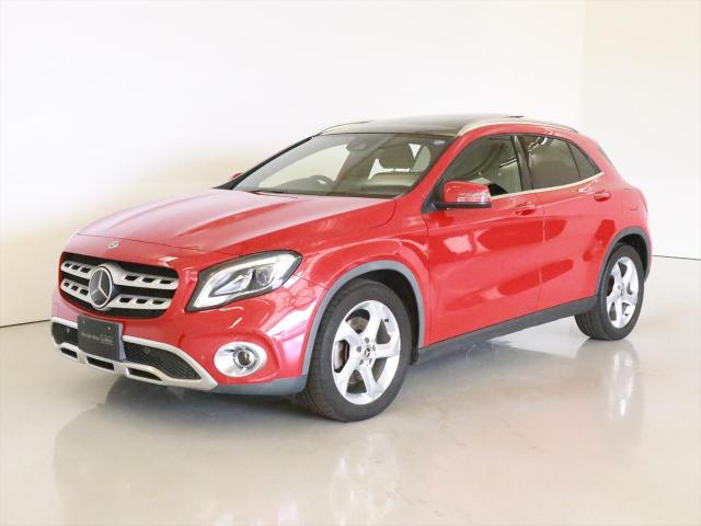 GLA220 4MATIC レーダーセーフティパッケージ・プレミアムパッケージ