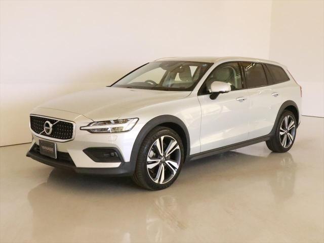 V60 クロスカントリー T5 AWD プロ