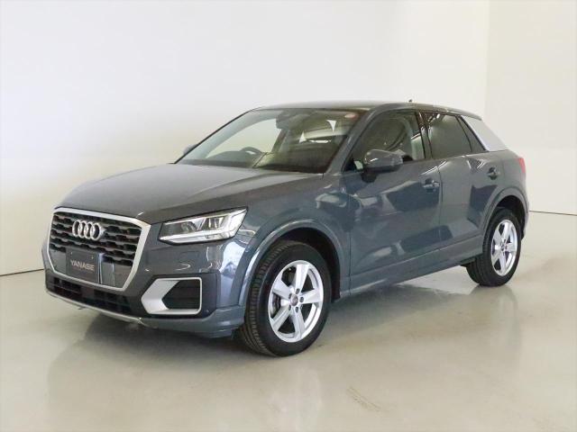 Q2 1.0 TFSI スポーツ