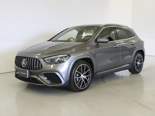 メルセデス‐AMG GLA35 4MATIC