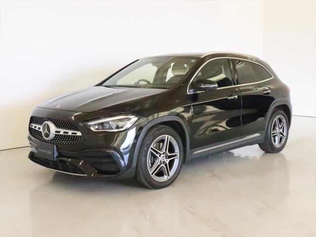 GLA200 d 4MATIC AMGラインパッケージ