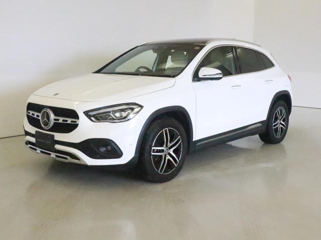 GLA200 d 4MATIC レザーエクスクルーシブパッケージ