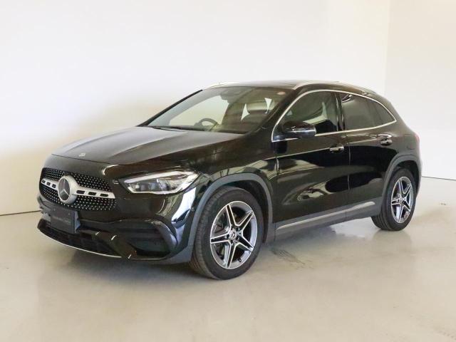 GLA200 d 4MATIC AMGラインパッケージ