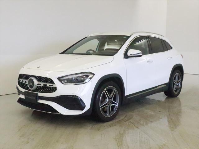 GLA200 d 4MATIC AMGライン ナビゲーションパッケージ