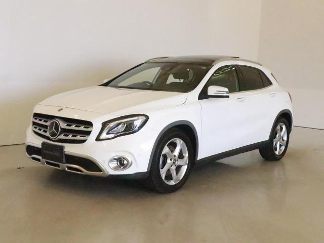 GLA220 4MATIC レザーエクスクルーシブパッケージ・レーダーセーフティパッケージ