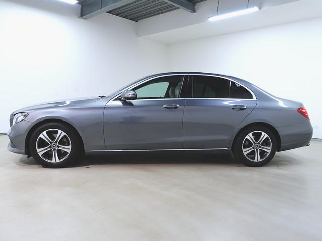 E200 アバンギャルド エクスクルーシブパッケージ