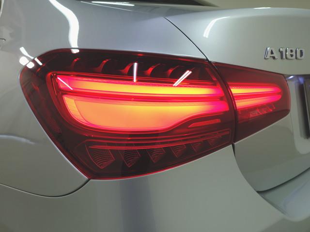 A180 セダン AMGラインパッケージ AMGレザーエクスクルーシブパッケージ ナビゲーションパッケージ アドバンスドパッケージ