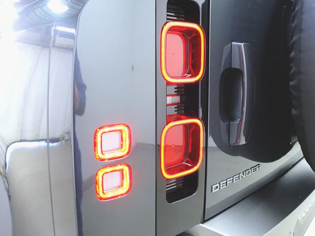 ディフェンダー 110X-ダイナミックHSE D350